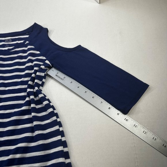 So Women Sz XS Shirt Relaxed Fit Peek-a-boo Shoulders Blue White Stripe Preowned - Picture 9 of 13